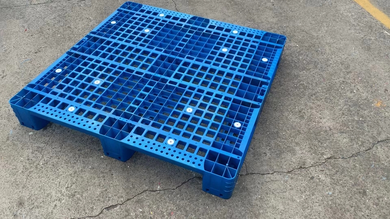 12126J網(wǎng)格川字塑料托盤(pán)